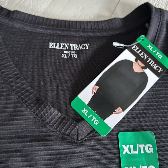 Ellen Tracy size XL ribbed, black, long sleeve V-neck shirt NWT slits I. Side - Picture 8 of 11